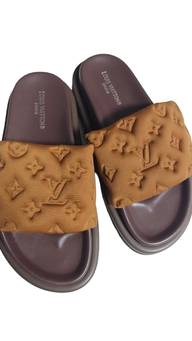 LV Sexy Slides