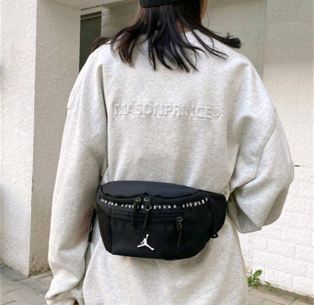 Medium Sling Bag