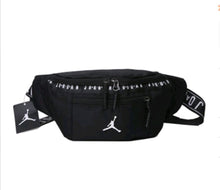 Load image into Gallery viewer, Medium Sling Bag
